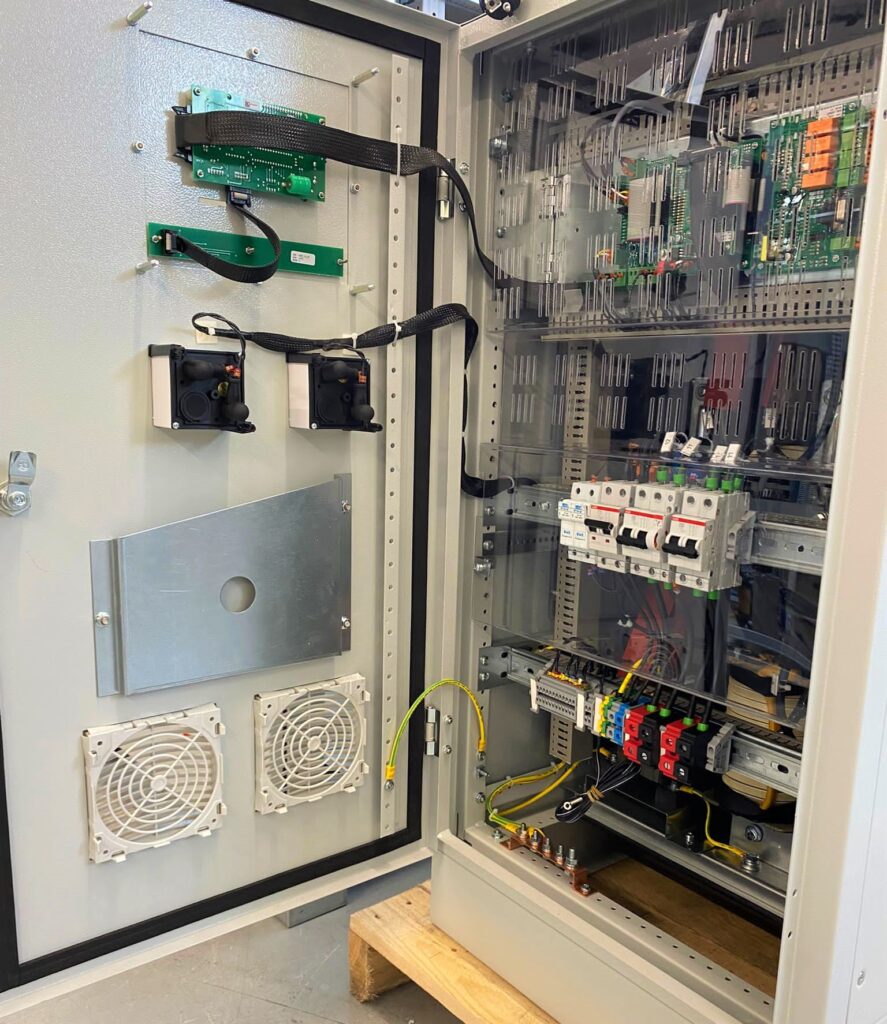 Battery Charger - 01